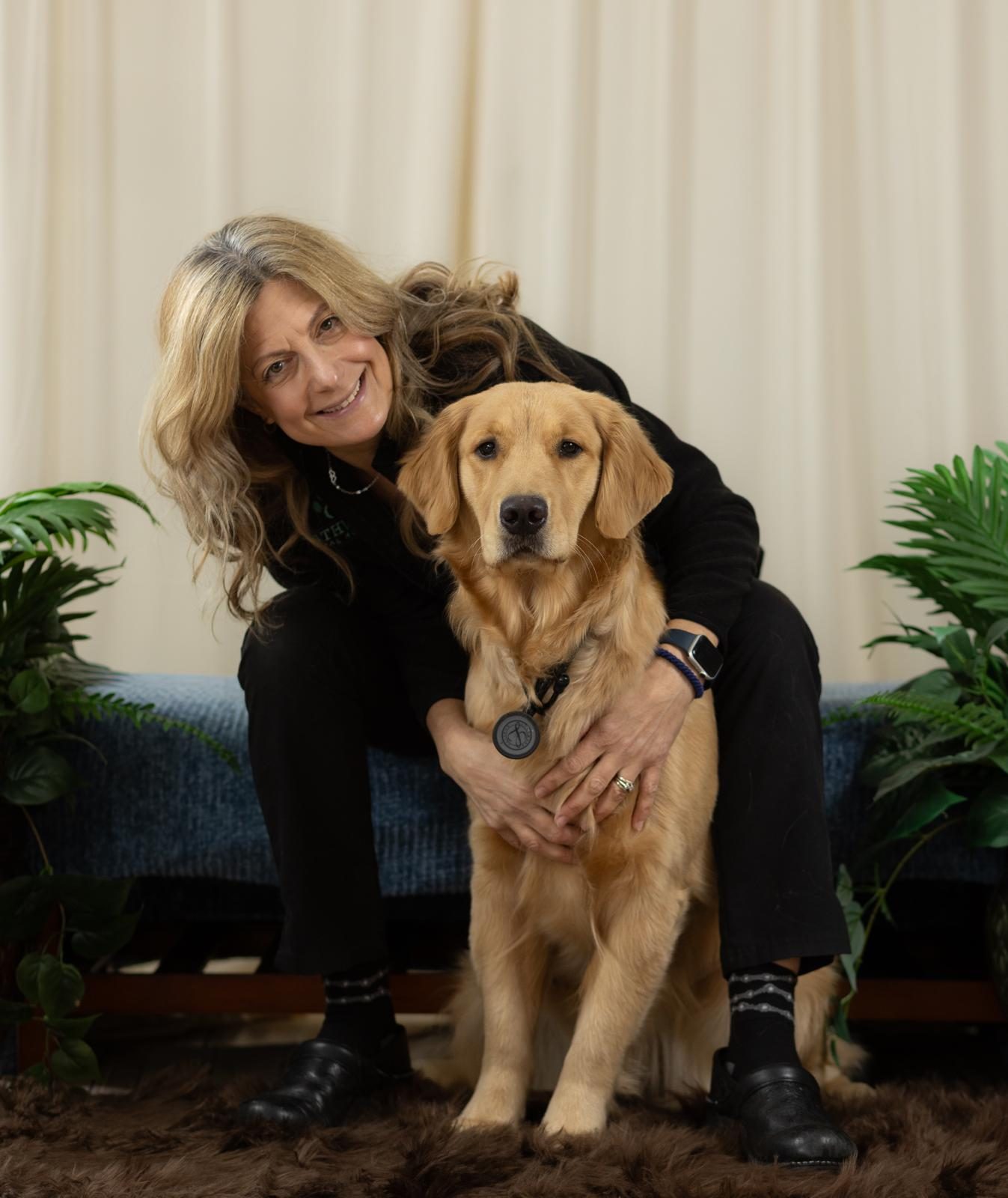 Dr. Claudia Gray β photo 1